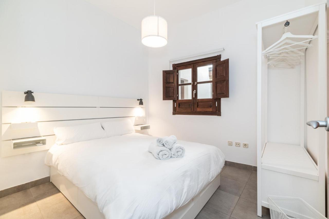 Moderno Apartamento Centro De Granada 2 ภายนอก รูปภาพ