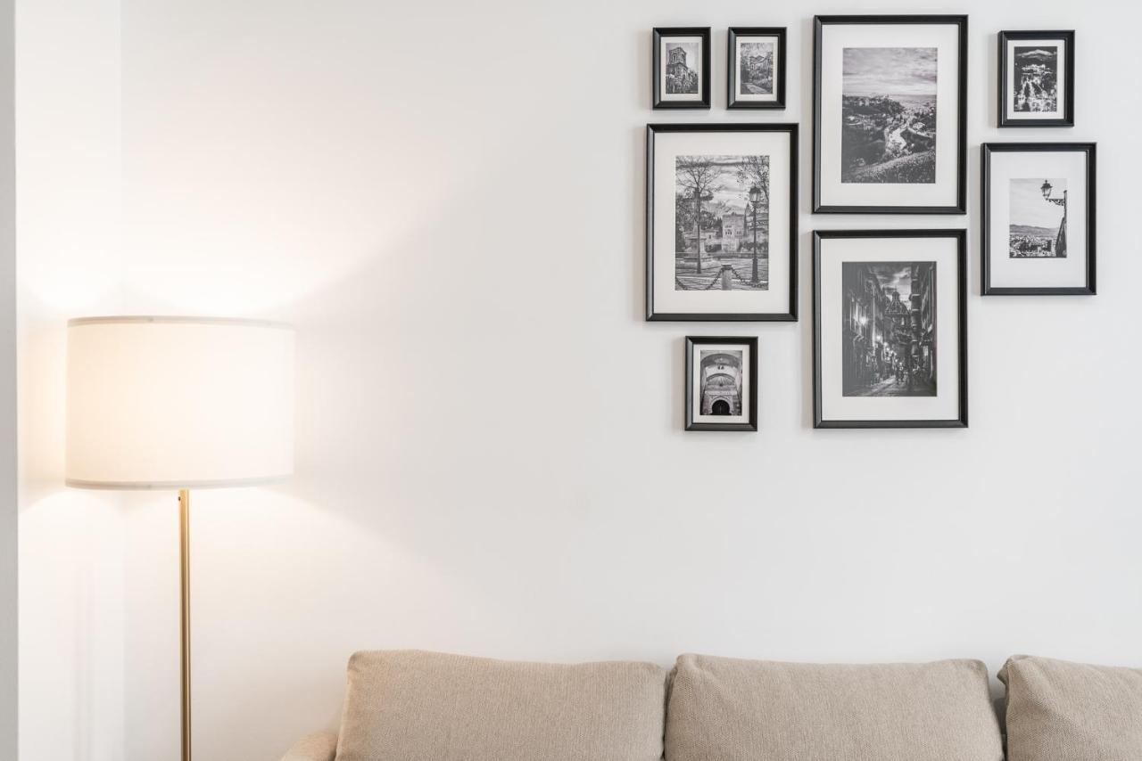Moderno Apartamento Centro De Granada 2 ภายนอก รูปภาพ