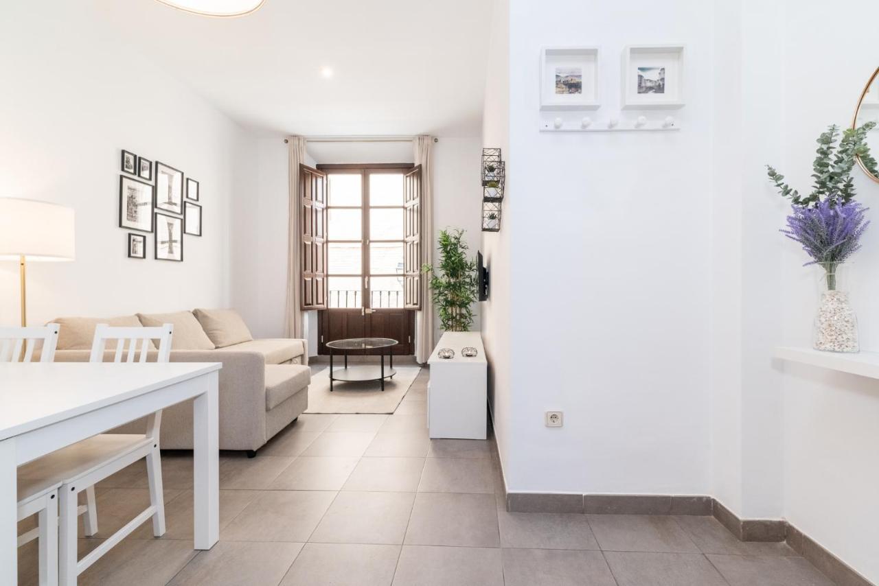 Moderno Apartamento Centro De Granada 2 ภายนอก รูปภาพ