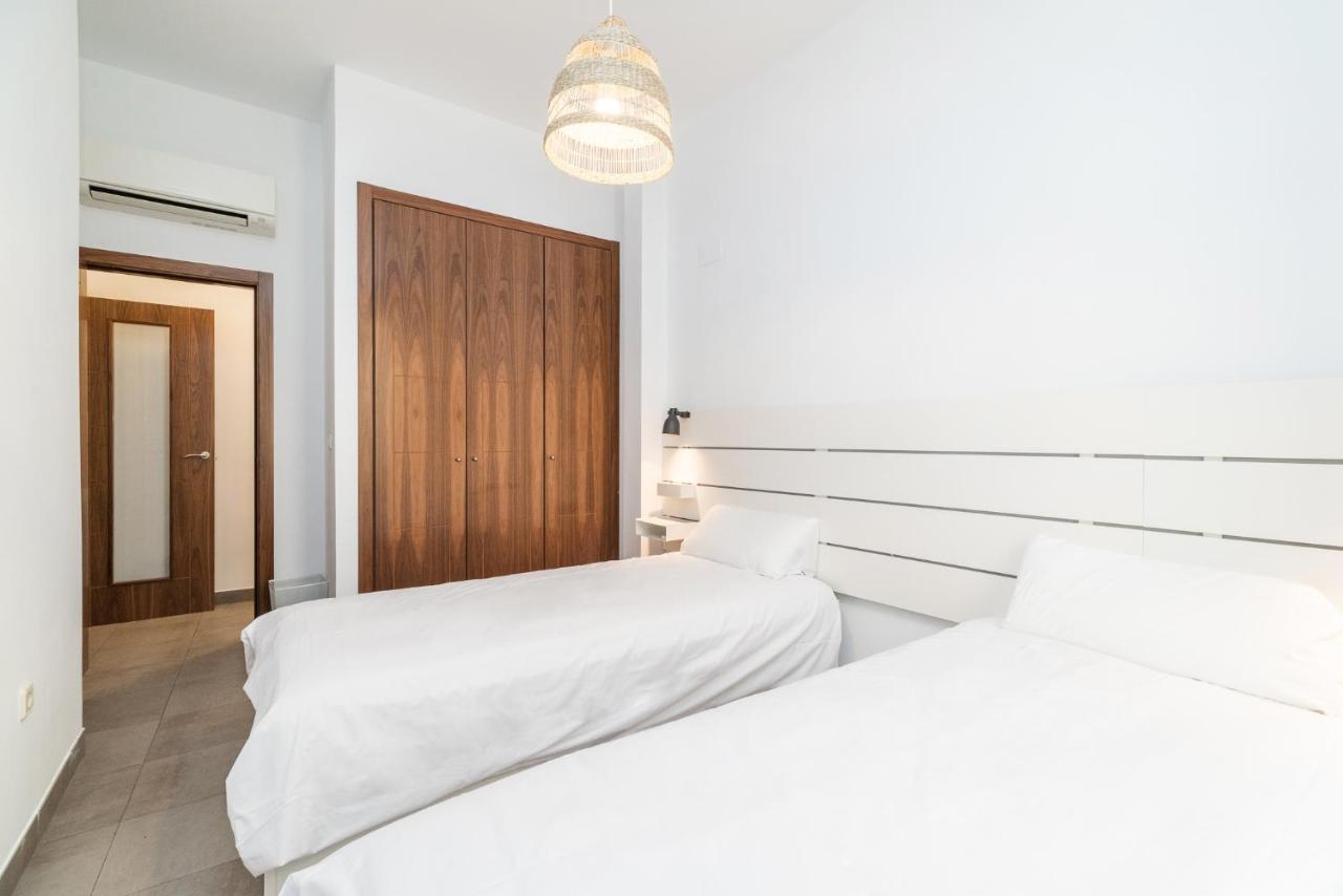 Moderno Apartamento Centro De Granada 2 ภายนอก รูปภาพ
