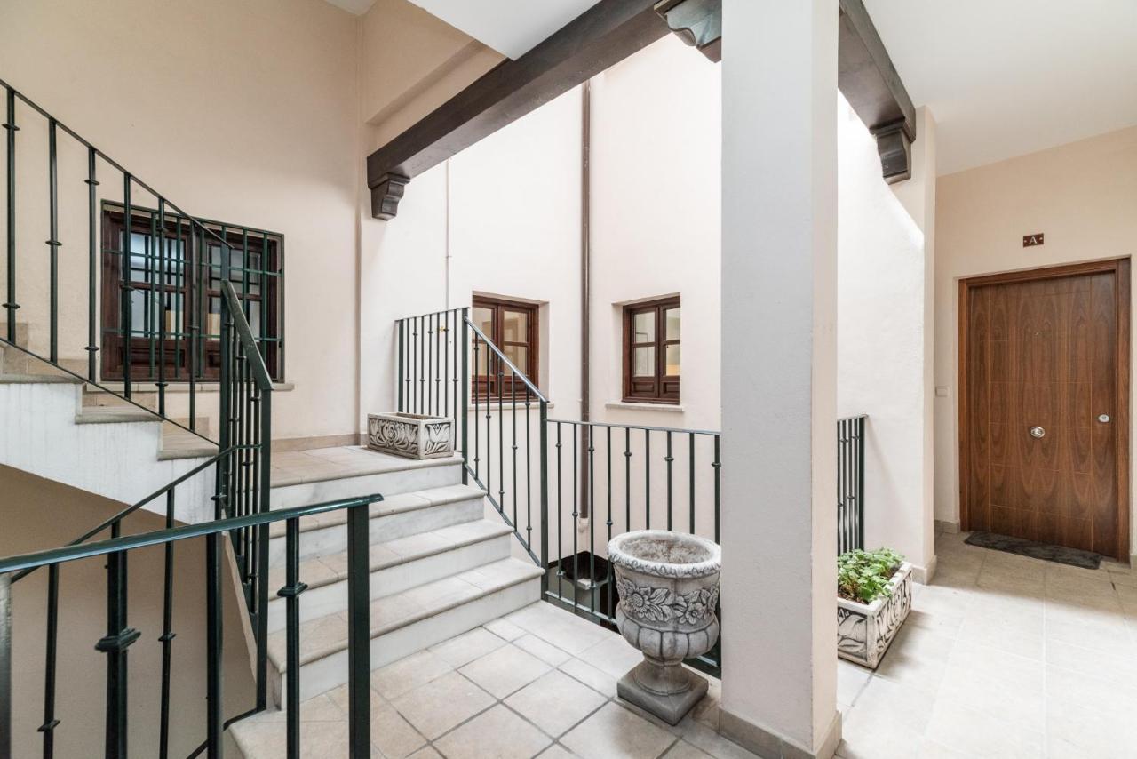 Moderno Apartamento Centro De Granada 2 ภายนอก รูปภาพ