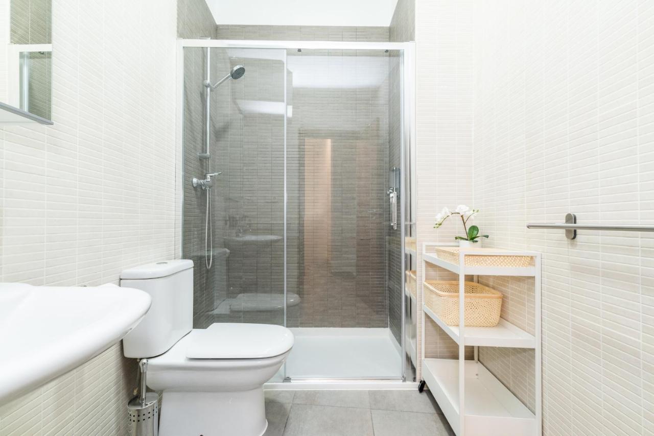 Moderno Apartamento Centro De Granada 2 ภายนอก รูปภาพ