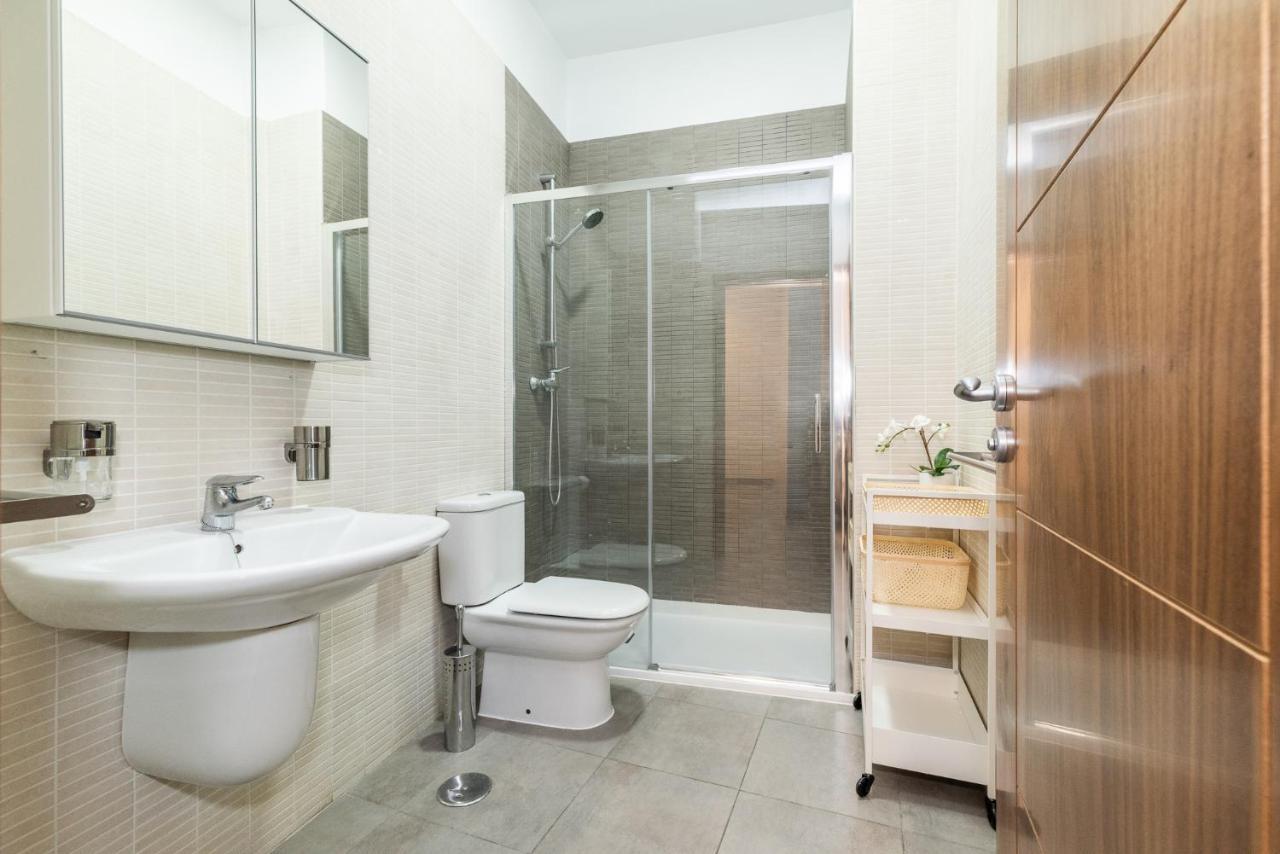 Moderno Apartamento Centro De Granada 2 ภายนอก รูปภาพ